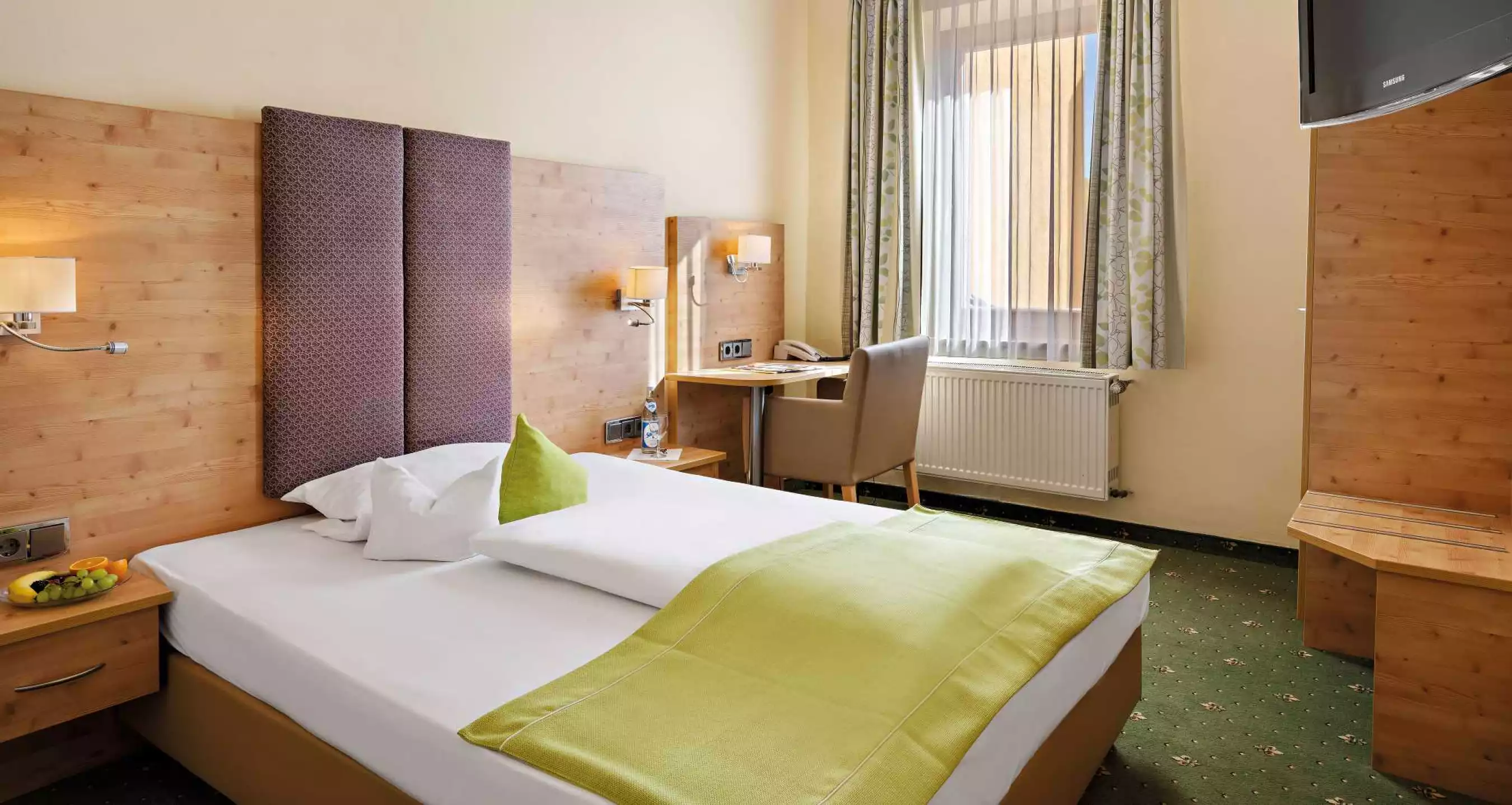 Geräumige Zimmer und Suiten mit modernem Komfort